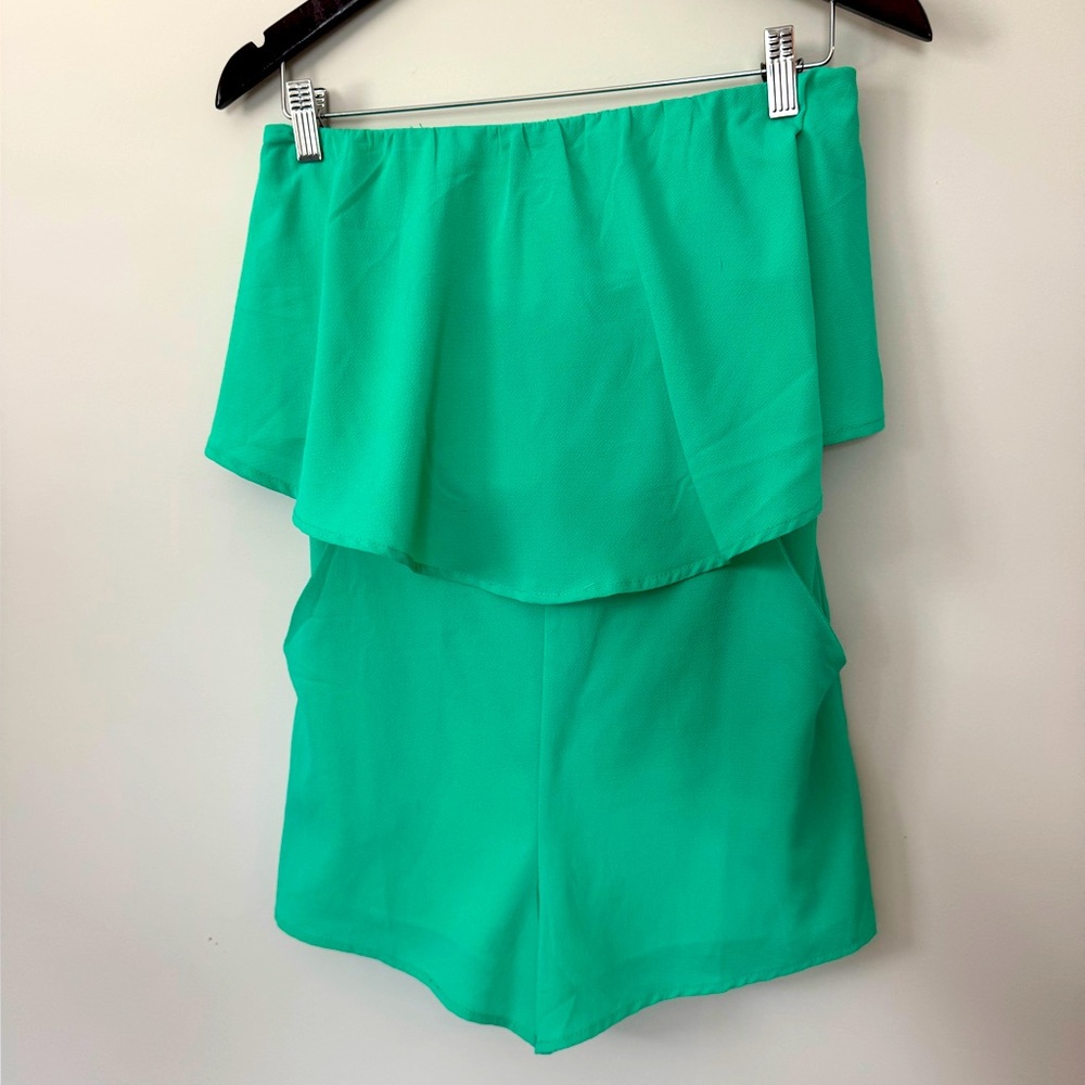 Strapless romper
